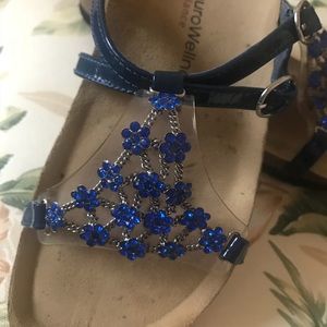 Euro wellness  Birkenstock 8.5 blue patten stones